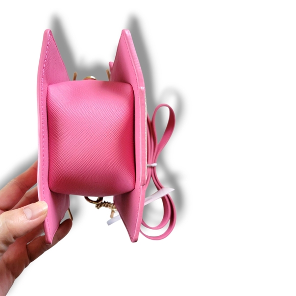 ✨️HP✨️Betsey Johnson | NWT Cute Pink Beach Dog House Shaped Crossbody Bag - Picture 5 of 12